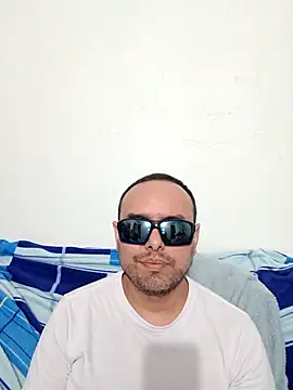 ElSunEagle online show from 06-18-26, 02:34