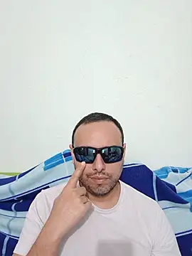 ElSunEagle online show from 06-19-26, 02:27