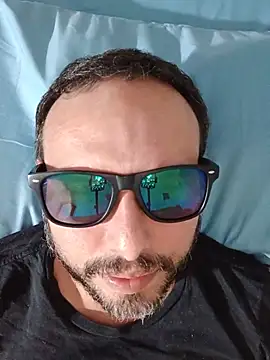 ElSunEagle online show from 08-05-26, 04:04