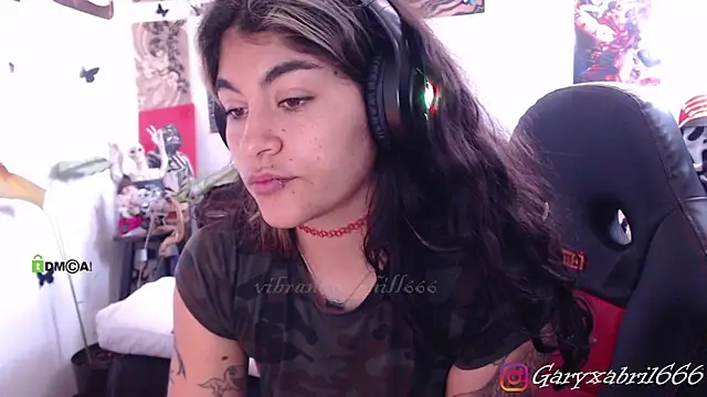 Snapshot of abril666 chatting on 12-22-24, 01:33 abril666 online show from 12-22-24, 01:33