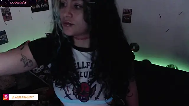 Snapshot of abril666 chatting on 11-13-25, 03:55 abril666 online show from 11-13-25, 03:55