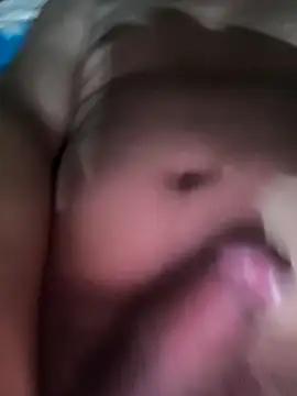 Snapshot of EZEL-59 chatting on 11-11-25, 10:43 EZEL-59 online show from 11-11-25, 10:43