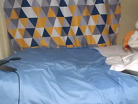 Snapshot of Mila_Melanie chatting on 11-26-25, 07:59 Mila Melanie online show from 11-26-25, 07:59