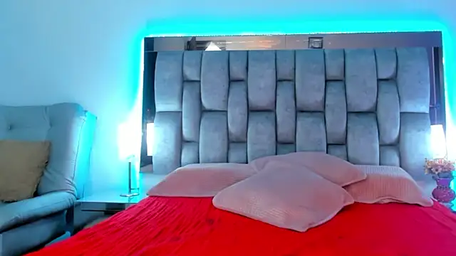 Snapshot of Abbye_blue01 chatting on 02-26-25, 04:47 Abbye blue01 online show from 02-26-25, 04:47