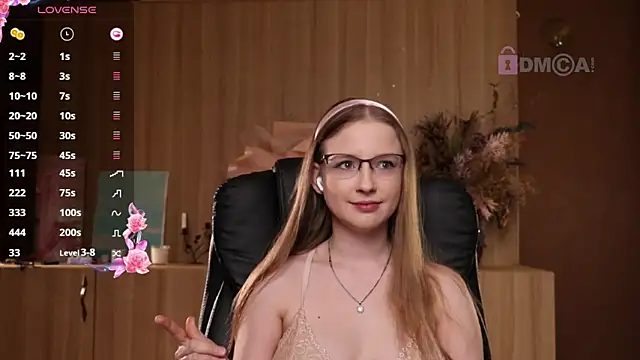 Snapshot of steffania- chatting on 02-03-25, 08:35 steffania- online show from 02-03-25, 08:35