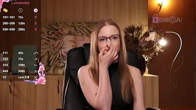 Snapshot of steffania- chatting on 03-01-25, 08:34 steffania- online show from 03-01-25, 08:34