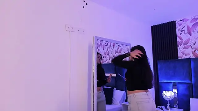 Snapshot of GiselOrtiz chatting on 02-02-25, 09:08 GiselOrtiz online show from 02-02-25, 09:08