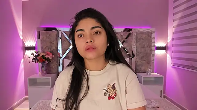 Snapshot of GiselOrtiz chatting on 02-03-25, 11:09 GiselOrtiz online show from 02-03-25, 11:09