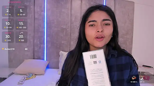 Snapshot of GiselOrtiz chatting on 03-03-25, 05:18 GiselOrtiz online show from 03-03-25, 05:18