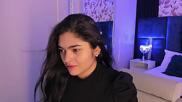 Snapshot of GiselOrtiz chatting on 03-09-25, 09:35 GiselOrtiz online show from 03-09-25, 09:35