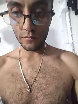 Danielitohot23cm online show from 11-25-25, 01:49