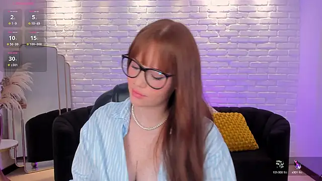 Snapshot of CorinneRusso chatting on 01-13-25, 05:33 CorinneRusso online show from 01-13-25, 05:33