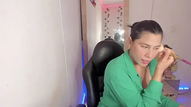 hellensexy online show from 01-05-25, 03:55