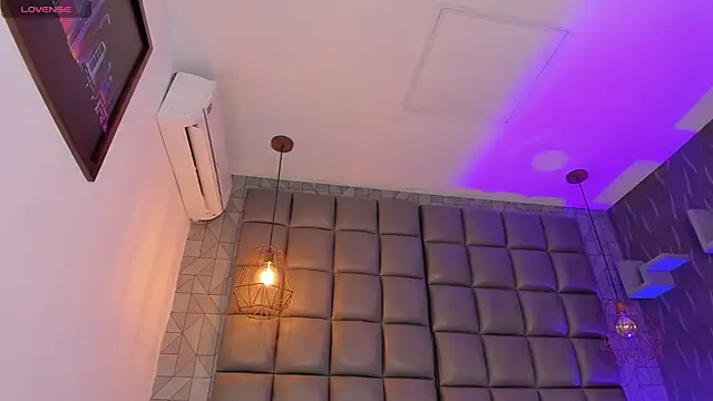 Snapshot of megan_woll chatting on 01-30-25, 07:48 megan woll online show from 01-30-25, 07:48