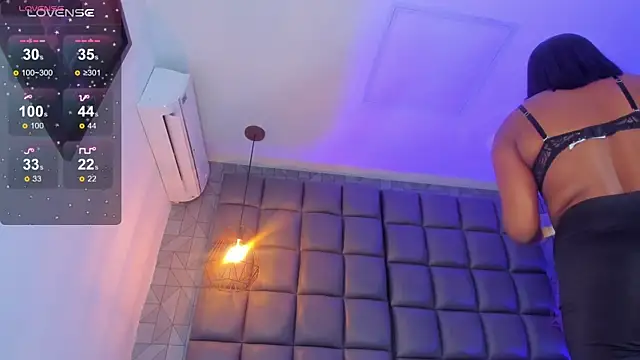 Snapshot of megan_woll chatting on 02-03-25, 08:13 megan woll online show from 02-03-25, 08:13