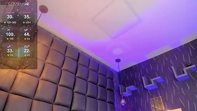 Snapshot of megan_woll chatting on 02-07-25, 02:19 megan woll online show from 02-07-25, 02:19