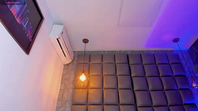 Snapshot of megan_woll chatting on 03-08-25, 06:26 megan woll online show from 03-08-25, 06:26