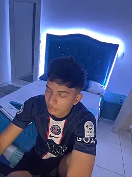 Leonarrrd 01 online show from 01-01-25, 10:56