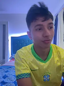 Leonarrrd 01 online show from 03-05-25, 03:51