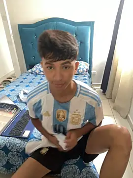 Leonarrrd 01 online show from 03-07-25, 04:55