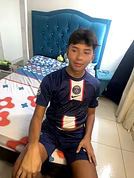 Leonarrrd 01 online show from 09-24-25, 08:45