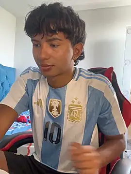 Leonarrrd 01 online show from 11-22-25, 07:57