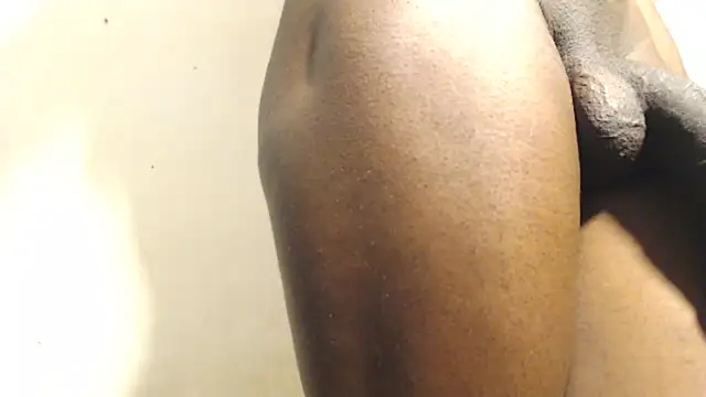 Snapshot of Amazing12inch chatting on 01-09-25, 06:59 Amazing12inch online show from 01-09-25, 06:59