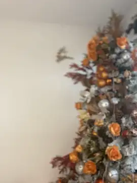 Snapshot of ValerieHilton chatting on 01-03-25, 08:54 ValerieHilton online show from 01-03-25, 08:54