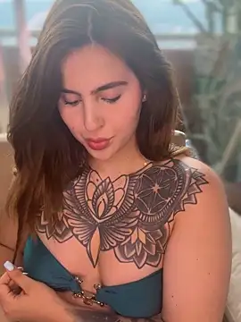 ValerieHilton online show from 02-15-25, 09:48