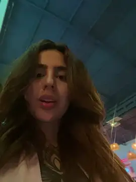 Snapshot of ValerieHilton chatting on 02-18-25, 01:21 ValerieHilton online show from 02-18-25, 01:21