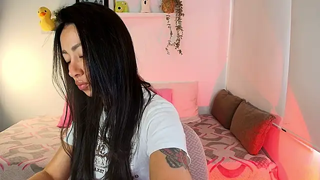 lilyy evanss online show from 01-05-26, 08:12