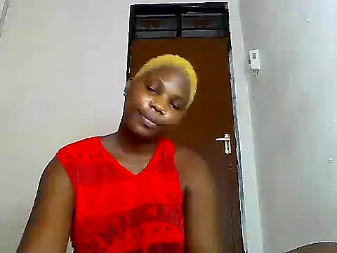 Snapshot of SexyKimberly23 chatting on 10-17-25, 06:16 SexyKimberly23 online show from 10-17-25, 06:16