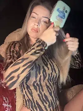 SonyaD  online show from 01-31-25, 01:54