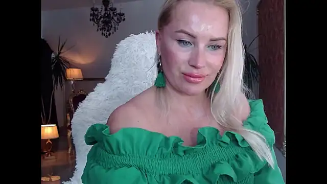 eyesangel22 online show from 01-10-25, 11:43