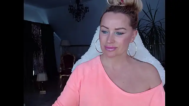 eyesangel22 online show from 02-18-25, 06:37