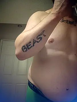 Snapshot of Buddy_Cuck chatting on 11-19-25, 07:08 Buddy Cuck online show from 11-19-25, 07:08