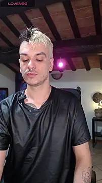 Snapshot of cek_186 chatting on 02-15-25, 07:38 cek 186 online show from 02-15-25, 07:38