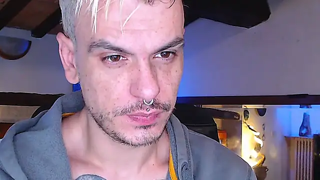 Snapshot of cek_186 chatting on 02-24-25, 07:22 cek 186 online show from 02-24-25, 07:22