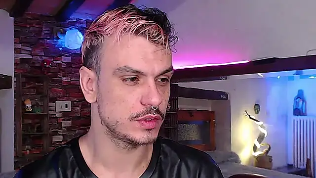 Snapshot of cek_186 chatting on 03-14-25, 08:28 cek 186 online show from 03-14-25, 08:28