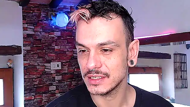 Snapshot of cek_186 chatting on 03-15-25, 08:26 cek 186 online show from 03-15-25, 08:26