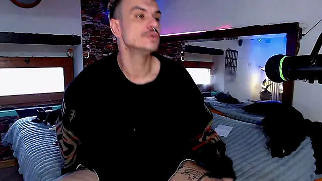 Snapshot of cek_186 chatting on 03-22-25, 09:02 cek 186 online show from 03-22-25, 09:02