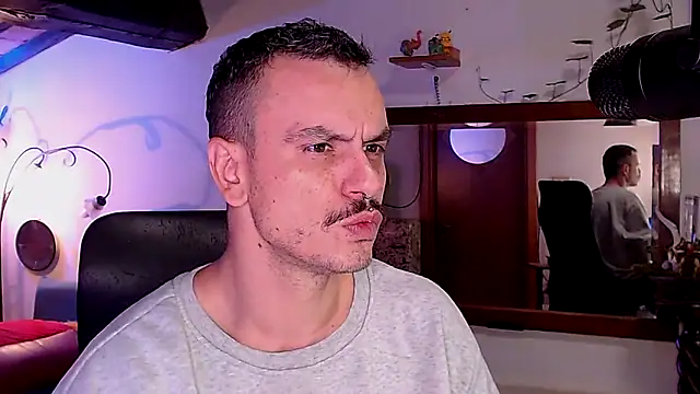 Snapshot of cek_186 chatting on 10-01-25, 05:08 cek 186 online show from 10-01-25, 05:08