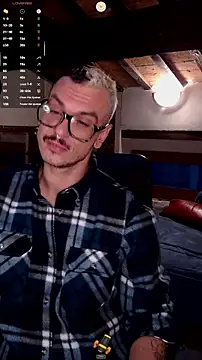 Snapshot of cek_186 chatting on 10-18-25, 06:37 cek 186 online show from 10-18-25, 06:37