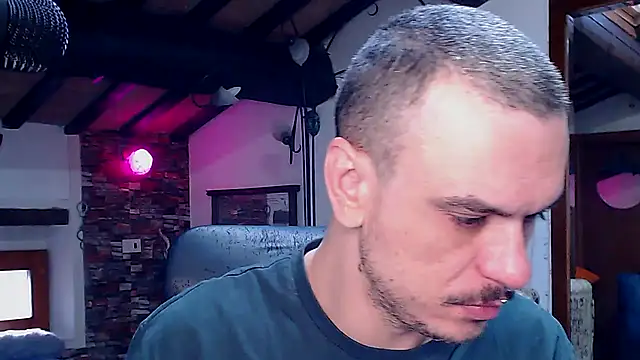 Snapshot of cek_186 chatting on 11-07-25, 08:25 cek 186 online show from 11-07-25, 08:25