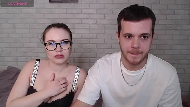 Snapshot of Fuckyoursecretary69 chatting on 05-06-26, 10:42 Fuckyoursecretary69 online show from 05-06-26, 10:42