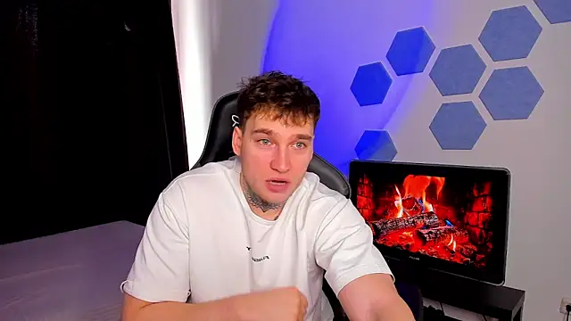 Chris Tyson online show from 02-09-26, 08:18