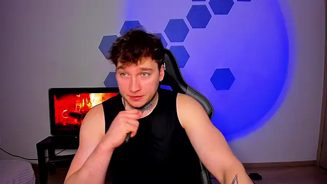 Chris Tyson online show from 04-03-26, 09:40