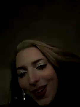 LoraaDoll online show from 11-11-25, 03:56