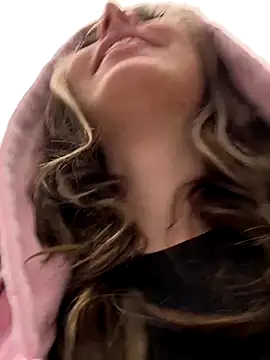 LoraaDoll online show from 01-07-26, 05:32