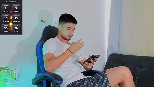 EdwardRoss  online show from 02-03-26, 10:26